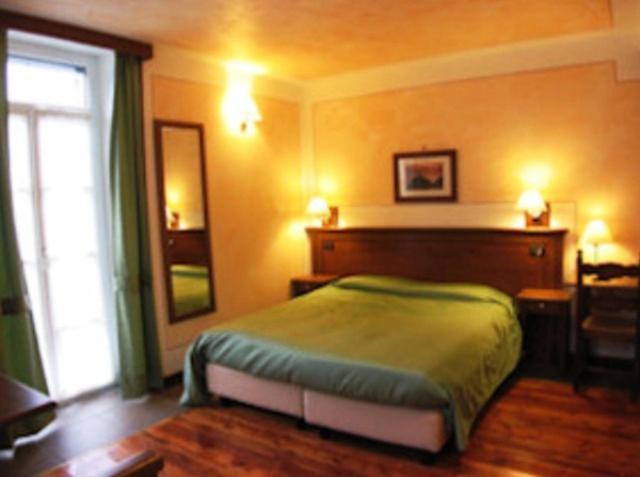 Hotel Le Soleil Challand-Saint-Anselme Eksteriør bilde
